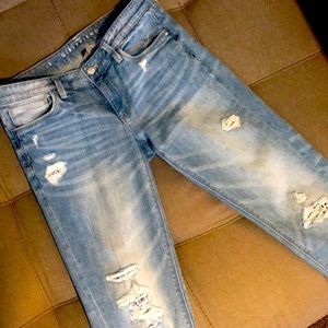 Ripped girlfriend jeans